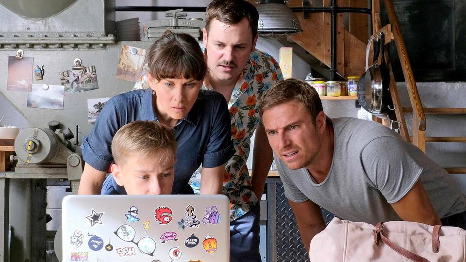 Toni, männlich, Hebamme - Nestflucht