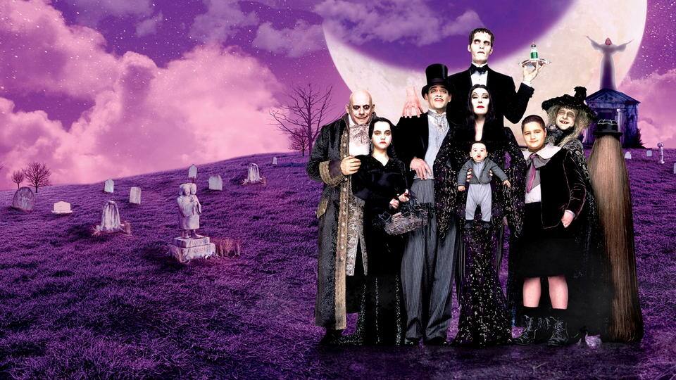 Die Addams Family in verrückter Tradition