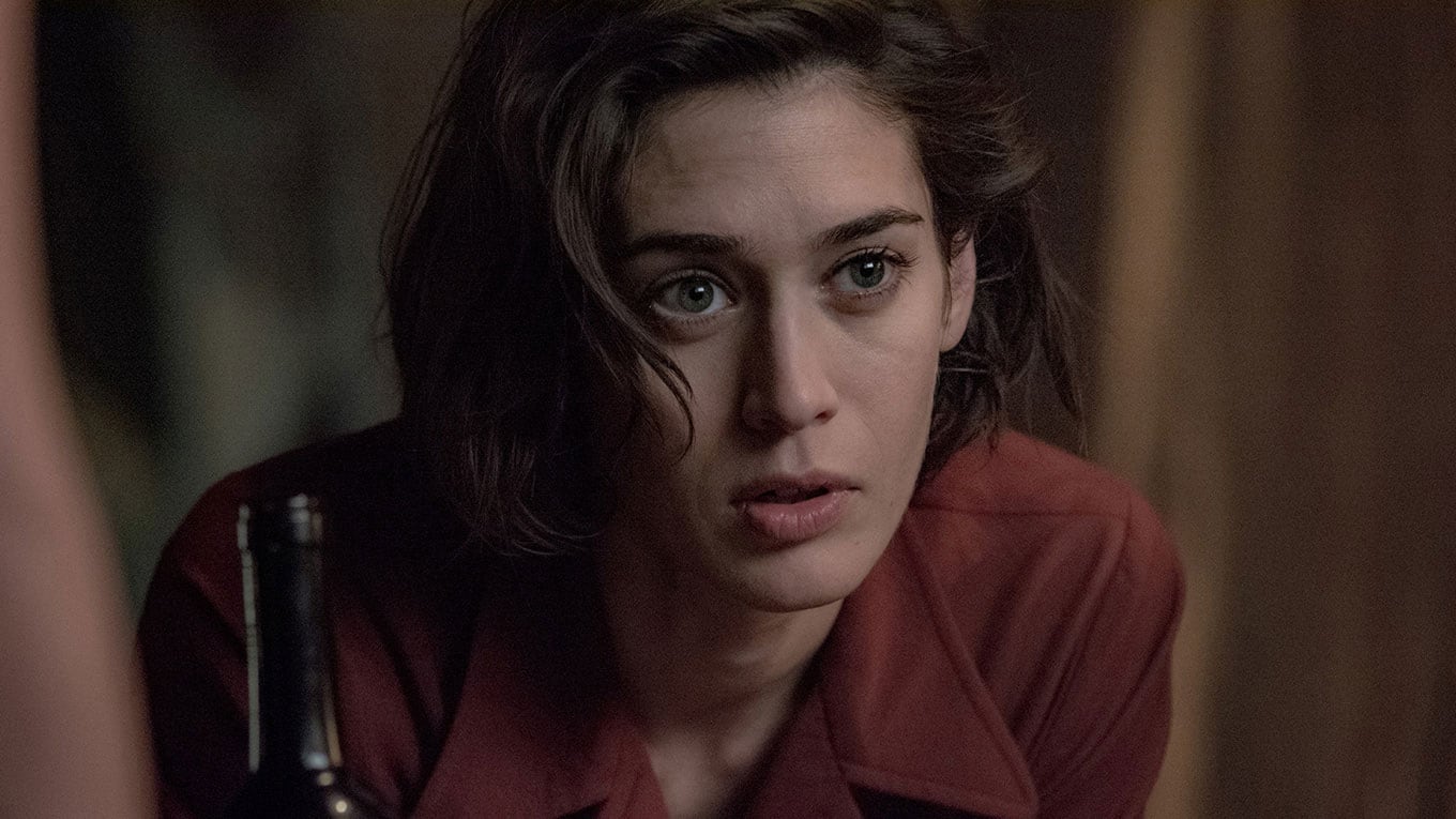Carla Monroe (Lizzy Caplan)