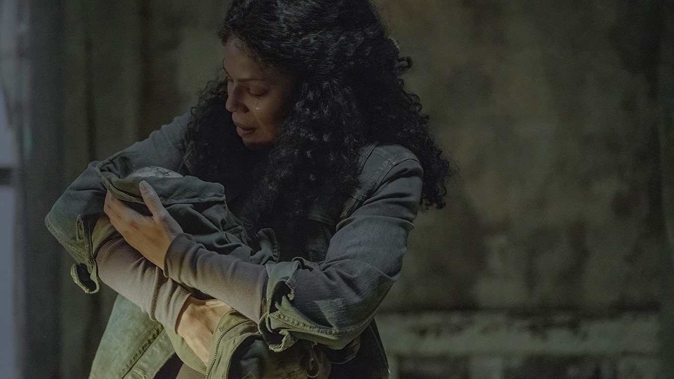 Merle Dandridge als Marlene in The Last of Us Staffel 1 Folge 9 Look for the Light.