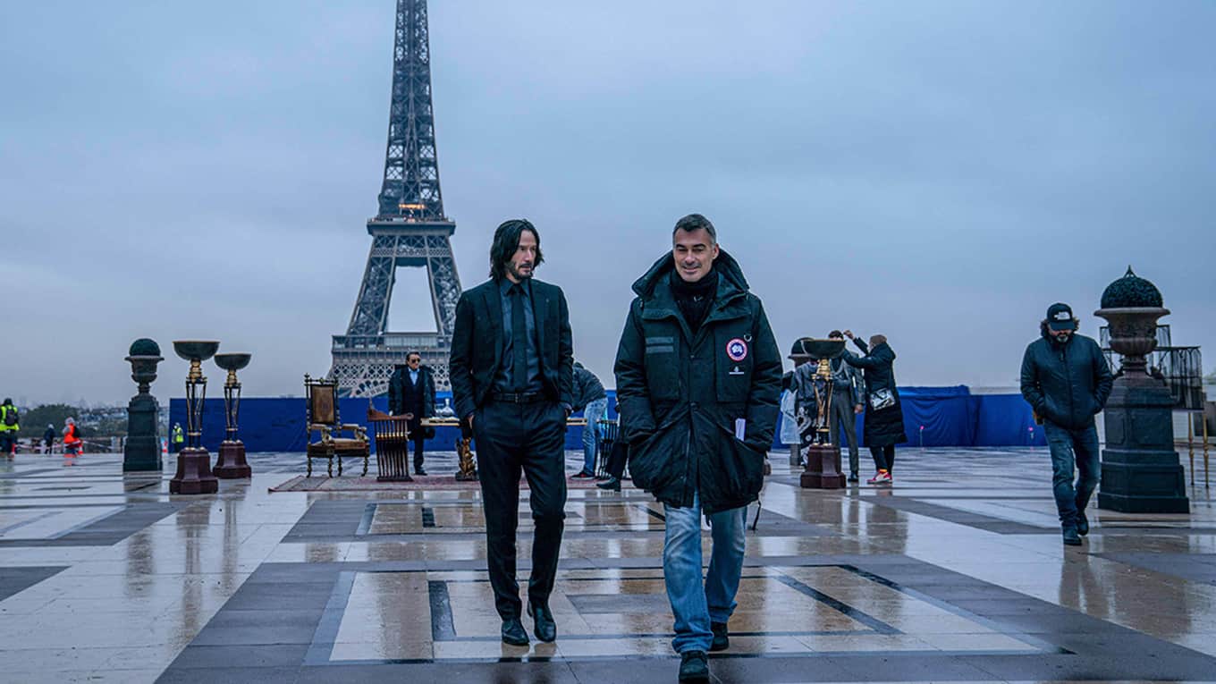 Keanu Reeves (links) und Regisseur Chad Stahelski bei den Dreharbeiten zu 