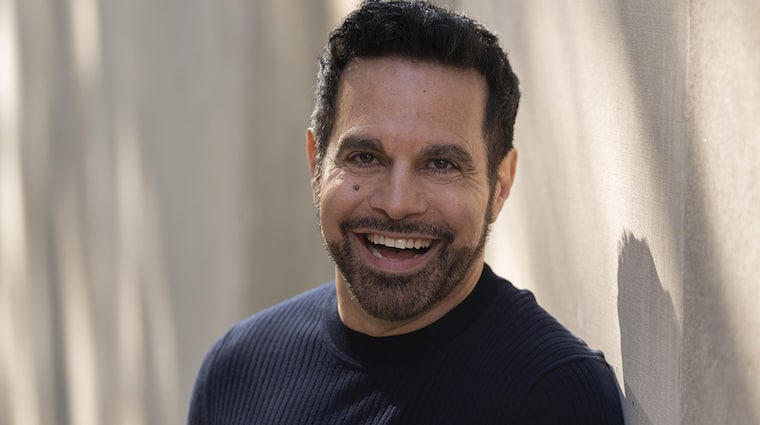 And Just LIke That Staffel 1: Mario Cantone als Anthony Marantino