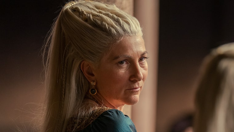 Eve Best als Rhaenys Velaryon in "House of the Dragon"-Staffel 1