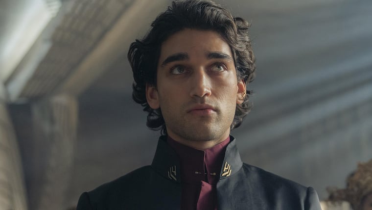 Josh Heuston spielt Costantine Corrino