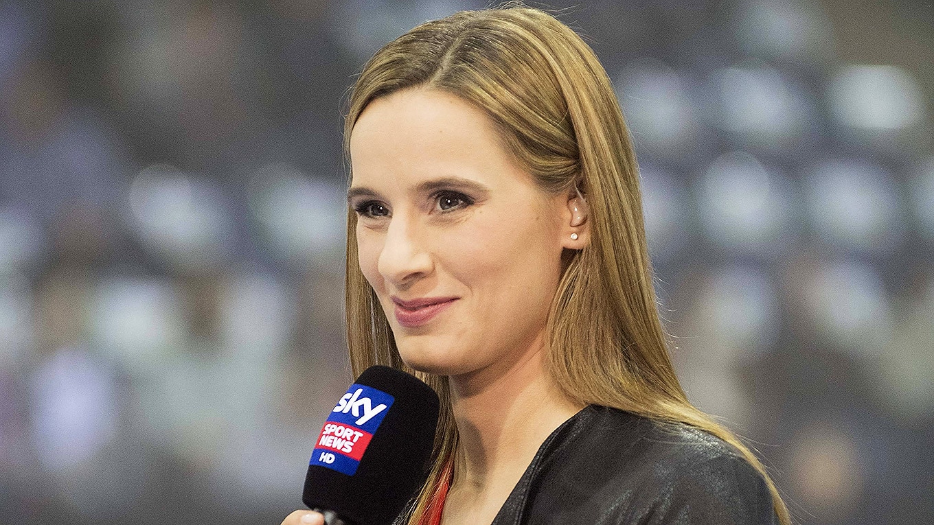 Deadline Day Kurzinterview Christina Rann Sky deadline-day-kurzinterview-christina-rann-sky